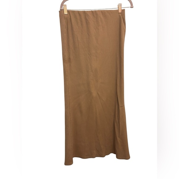 Zara Classic Brown Maxi Skirt - Picture 3 of 3